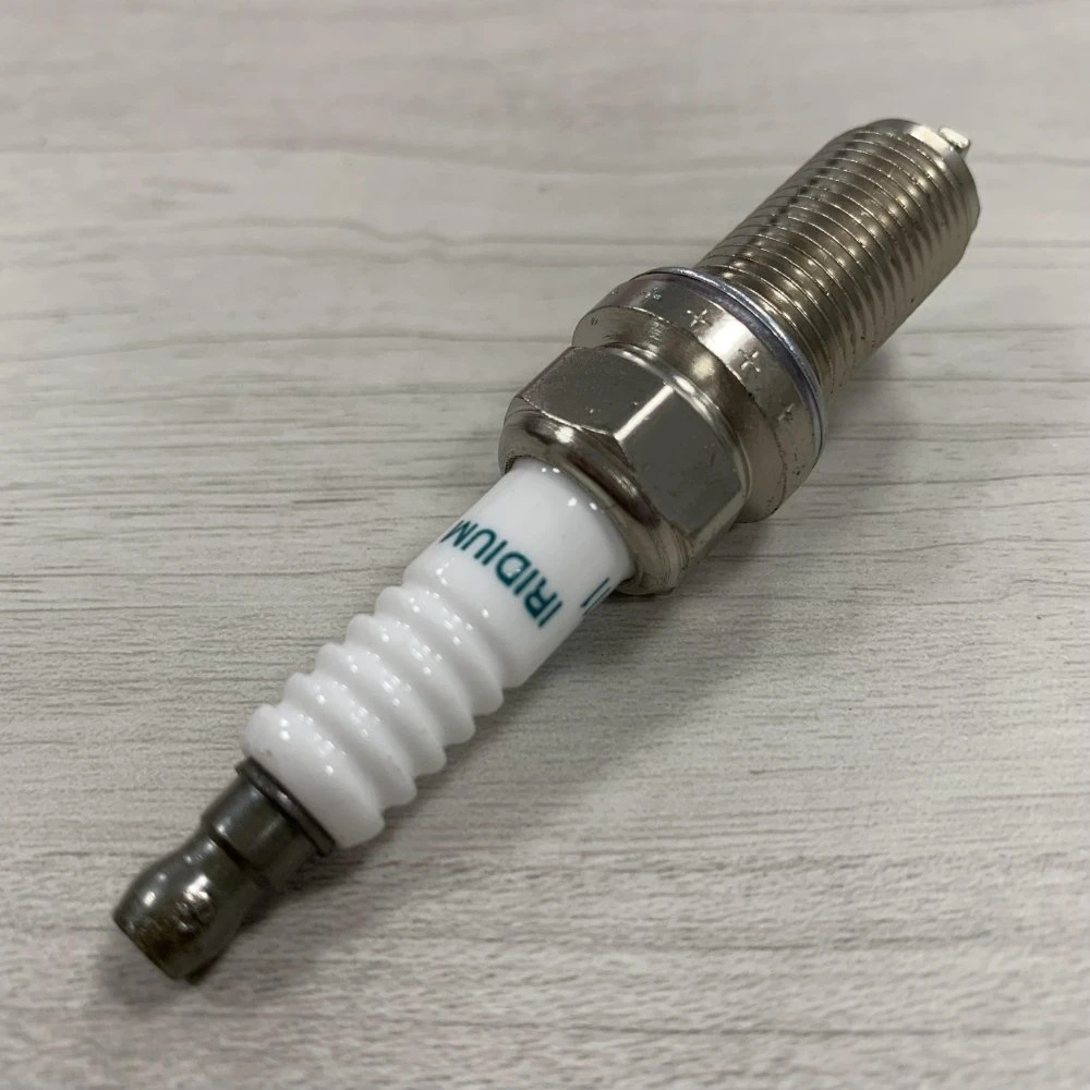 Auto Car Parts Iridium Spark Plug for Toyota